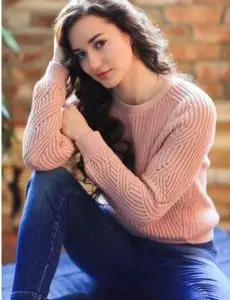 Elite escort service in Harischandrapur for home and hotel visits